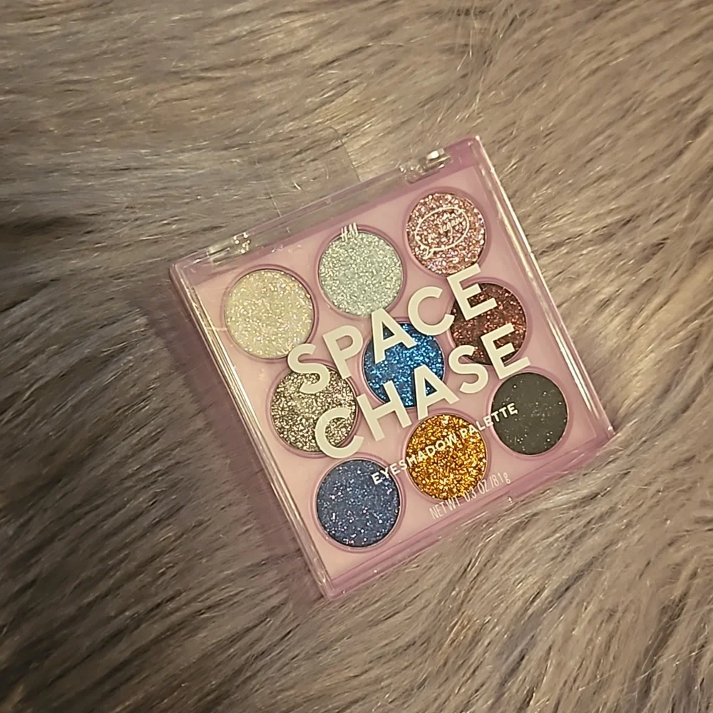 🆕️H&M Rare Glitter Eyeshadow *SEALED*